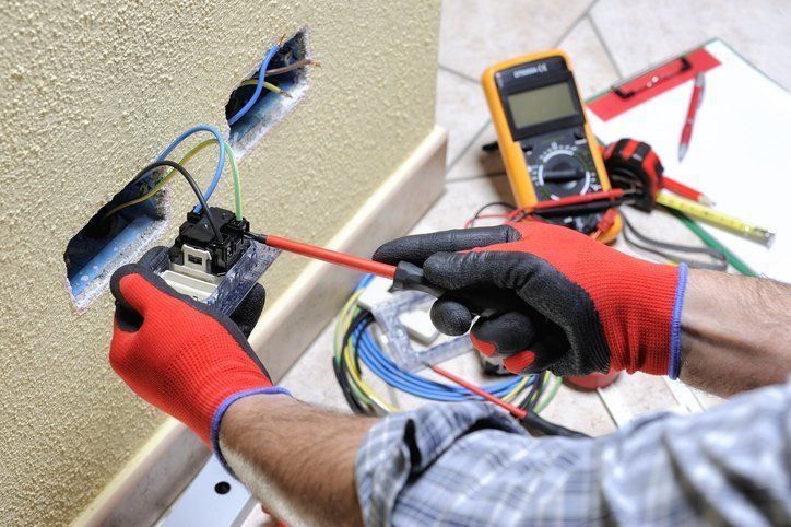Many Emergency Electricians Get Anxiety Due To Dangers